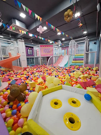 TUM TUM LAND — Children's Indoor Play Zones in Balmikinagar, Lucknow