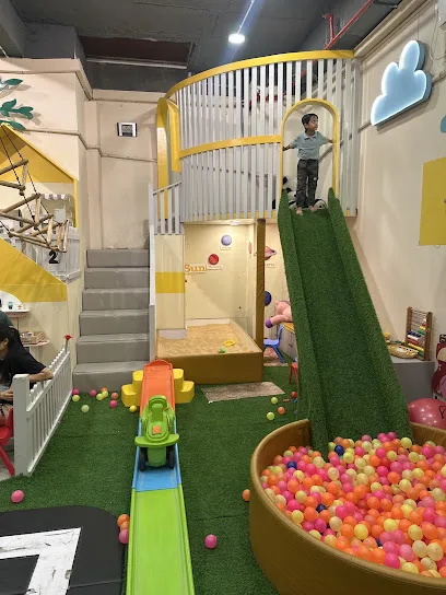 Giggles Kids Play Area — Children's Indoor Play Zones in Newtown, Kolkata