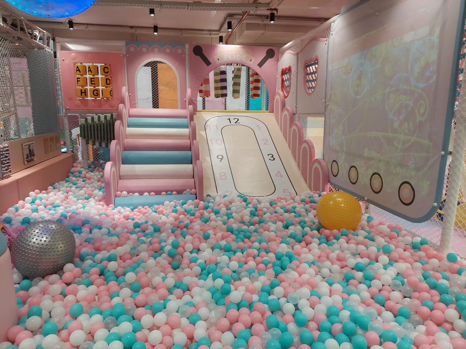 Marshmallow Kids Play Area — Children's Indoor Play Zones in Chembur, Mumbai